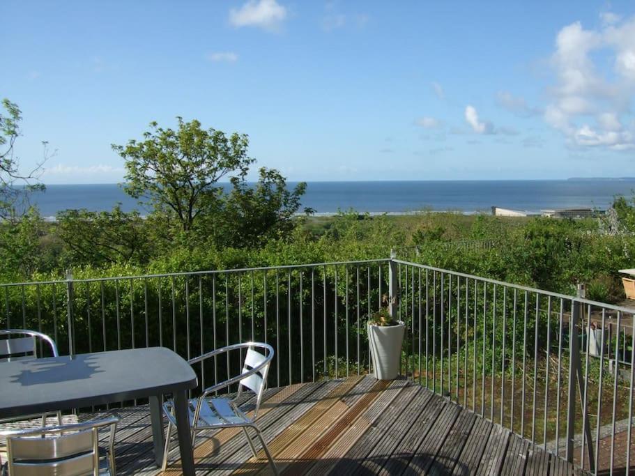 Cottage , Seaside Views, Quiet Beach, Awesome View Pendine Exterior photo